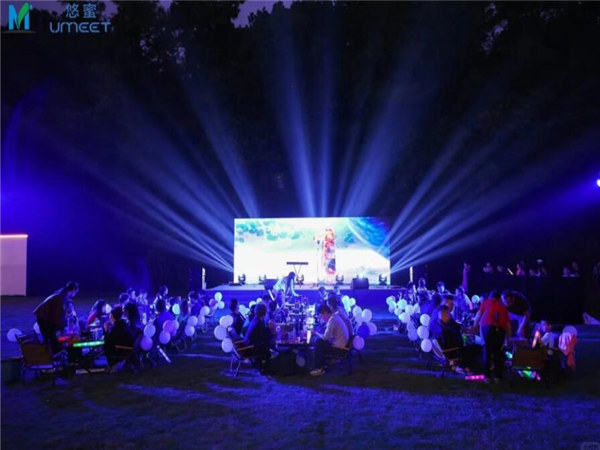 如何策劃一場(chǎng)難忘的企業(yè)答謝晚宴，提升品牌形象與客戶關(guān)系？